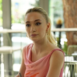 Sibel Aytan Instagram - Bu akşam artık veda vakti mimiciklerim.
Yeni hikayelerde görüşmek üzere! 
seni de çok özleyeceğim kız çocuğu. 
“unutmayın hiçbir şeyi kafanıza takmıyorsunuz ve unutmayın kraliçeler sadece taç takar. 👸🏼” 
Miy miy!