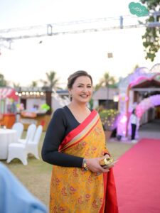 Actress Sidra Batool HD Photos and Wallpapers December 2025