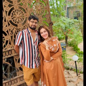 Sidra Niazi Instagram - INSAN-e-ly grateful for this 
JIN-tastic journey! 
 #jinkishadiunkishadi ♥️