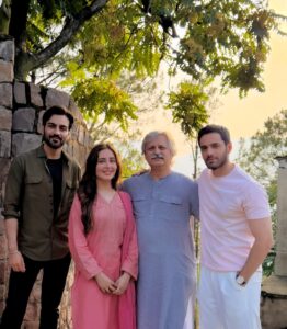 Actress Sidra Niazi HD Photos and Wallpapers December 2025