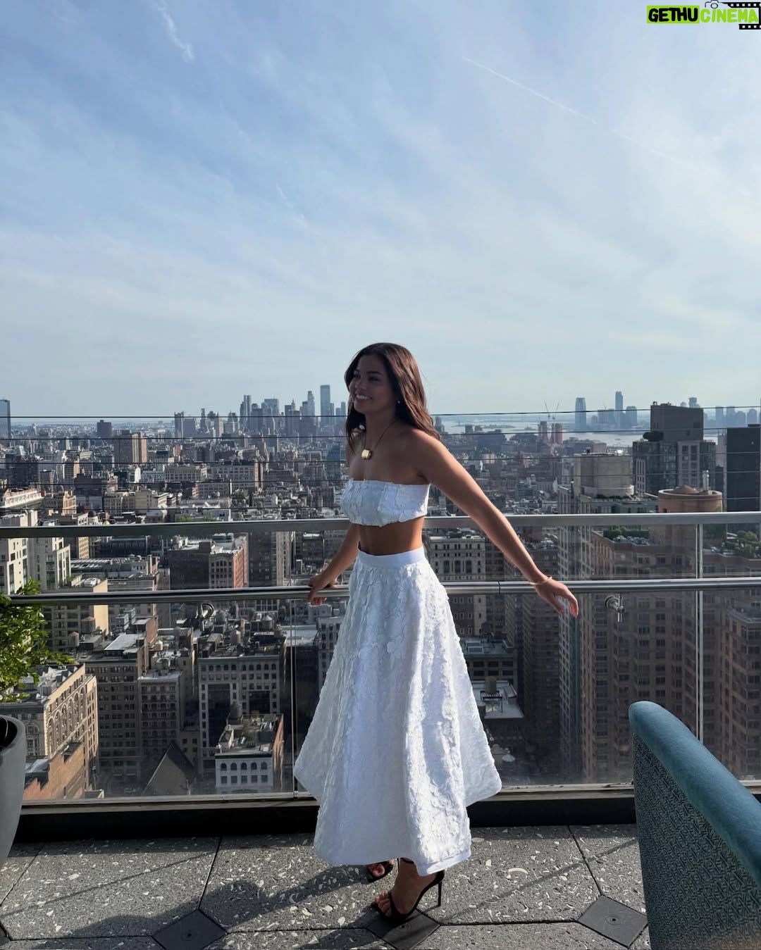 Siena Agudong - 153K Likes - upfronts ‘25