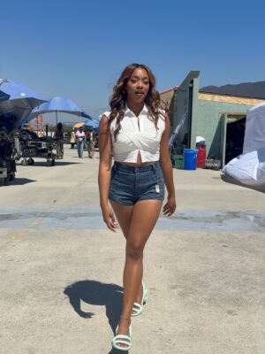 Simone Joy Jones Instagram - I hope you cried and laughed a lot watching the finale, because we cried and laughed a million times making it. 

Wow, what an introduction, what a foundation, what a beginning. 

Thankful for this 4 year long gift to me that continues to give, and the opportunity to be welcomed by this oh so special legacy. 

👑
