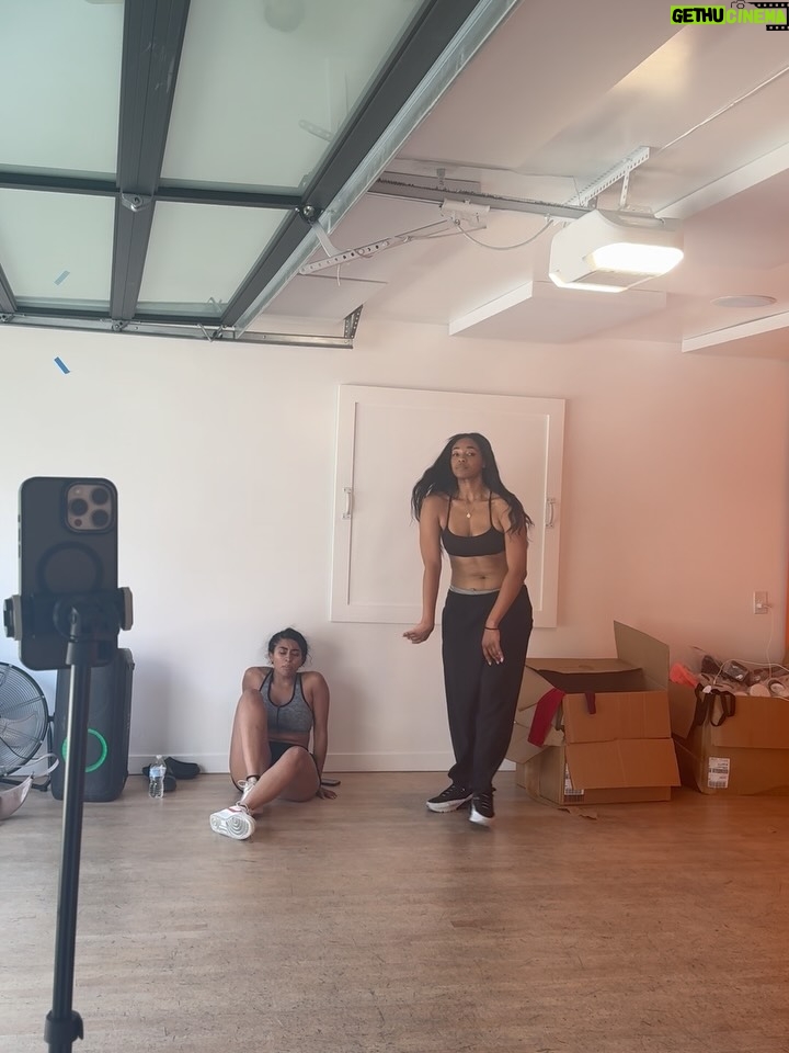 Simone Joy Jones - 21.2K Likes - Lil BTS and tom foolery. Ep 2 fun.
Manifesting more 567& 8s