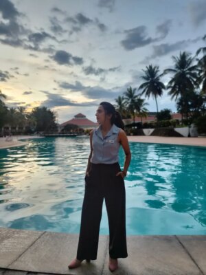 Sindhu Lokanath Instagram - When in the dark, you appreciate light.
When in Silence, you appreciate words.