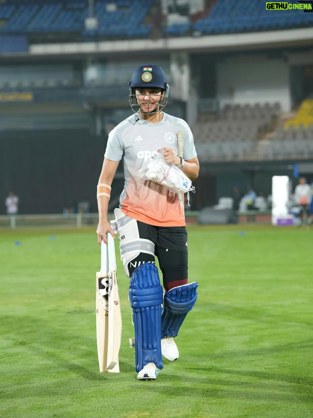 Smriti Mandhana - 2.8 Million Likes - 🇮🇳🇮🇳