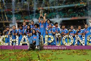 Smriti Mandhana Instagram - IT IS HOME 🇮🇳🏆