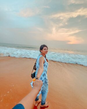 Snisha Chandran Instagram - 💞 ഒരു തെമ്മാടി കൂട്ടിനുണ്ടേ 💞😌....... 🧿✨
.
.
.
#friendship #friends #bestfriends 
#girlfriend #instagood