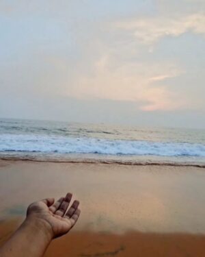 Snisha Chandran Instagram - 💞 ഒരു തെമ്മാടി കൂട്ടിനുണ്ടേ 💞😌....... 🧿✨
.
.
.
#friendship #friends #bestfriends 
#girlfriend #instagood
