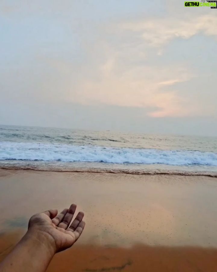 Snisha Chandran - 16.8K Likes - 💞 ഒരു തെമ്മാടി കൂട്ടിനുണ്ടേ 💞😌....... 🧿✨
.
.
.
#friendship #friends #bestfriends 
#girlfriend #instagood