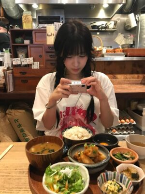 Song Su-i Instagram - 大阪で誕生日を ⋋(◍’◊’◍)⋌