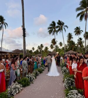 Sonia Fried Instagram - En Brasil en el Matrimonio del Cuñado de mi hijo Stefano. Lo pasamos muy bien, la gente muy amable y alegre. Felicitaciones a los Novios Vitoria y Alex 😊🇧🇷🎉 #saomigueldosmilagres