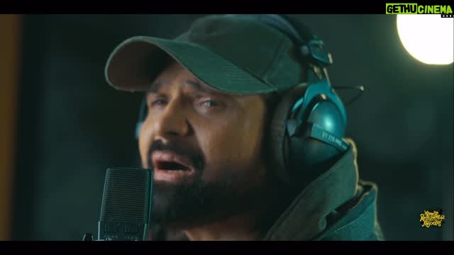 Sonia Kapur - 255.4K Likes - Jai MATADI Let’s Rock 🙏❤️ When love, destiny, and music meet… a song like Saaz is born. ❤️🎶

Some days in life are truly unforgettable… 💔🎵
The day Saaz was born in my studio was the very same day the Bloomberg list came out — featuring me as the only Indian singer on it. 🙏 The last few months have been even more special with the unstoppable love from all of you for Badass Ravi Kumar and the Cap Mania Tour.

Saaz was originally composed for a film script — a rockstar’s love story. But after so much love from my fans across the globe, I just couldn’t hold it back anymore. ❤️

You all have always given my heartbreaking melodies a special place in your hearts… so here it is, as my thank you to each one of you. This is for YOU.

🎶 ‘Saaz’ — Studio Version out now. 🎶

#Saaz #HimeshReshammiya #HeartbreakMelody #StudioVersion #RockstarsLoveStory #ThankYouFans #BadassRaviKumar #CapManiaTour #BloombergListt #bloomberglistonlyimdianhimeshreshammiya full song out on YouTube channel of #himeshreshammiyamelodies give it all your love @soniakapoor06 @himeshreshammiyamelodies @raveedesae
