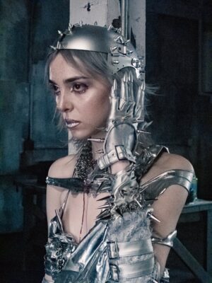 Sophie Luborsky Instagram - spiderwebs mv look 1