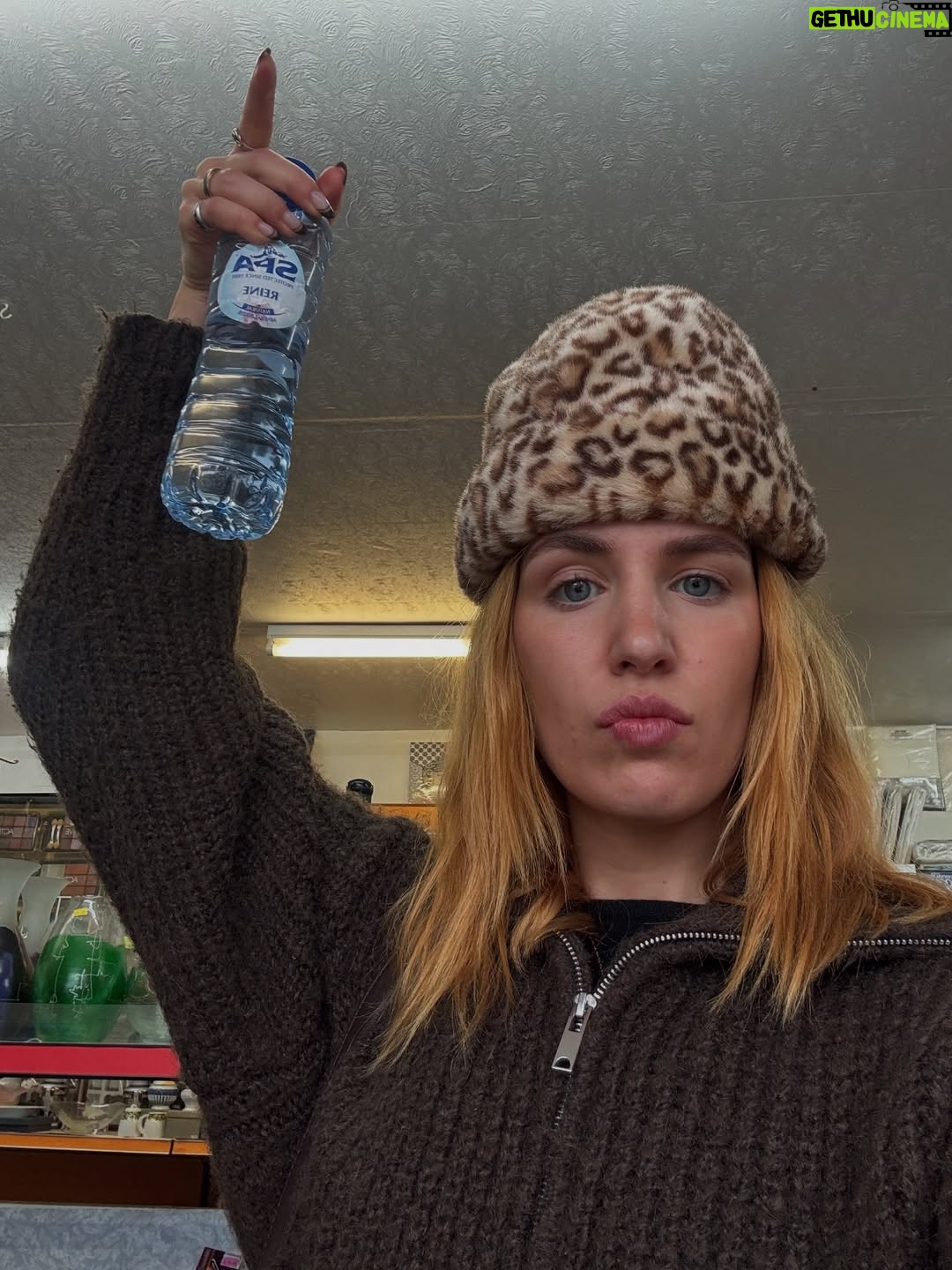 Sophie Nélisse - 84.4K Likes - Ahoy! 🛟