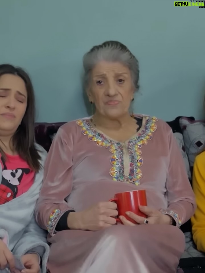 Souhila Mallem - 188.8K Likes - كان لي شرف العمل مع الأيقونة بيونة
المرأة اللي عمرها ما بخلت علينا بالضحكة والبهجة
جميلة القلب، ضحكنا مع بعض في كواليس دار البهجة ، أخو البنات وتشاركنا لحظات ما تتنساش
صادقة في كل كلمة، وبصمتها تبقى دايماً في قلوبنا 
الله يرحمك بيونة ♥️ 🤲🏻