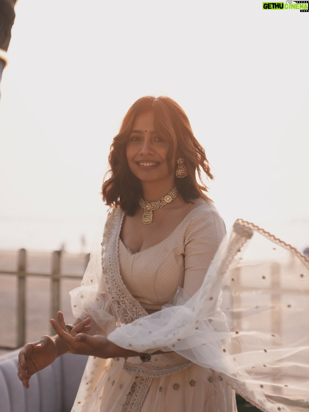 Srishti Ganguli Rindani - 81.4K Likes - Dulha Dulhan ko second priority because @lala_photuwale made me look so pretty. 😍

Congratulations to the new badi bahu of the family @parmarchaitally. I love you and sorry about @88meta. He’ll get better. 

Last picture is an appreciation post for my husband @iambhaveshmehta who’s doing cute things like helping nanaji to walk down the mandap. #paneerpost

Also my cutest Daadu @samir.ganguli.18’s film song for extra paneer. ♥️