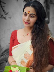 Actress Sruthi Lakshmi HD Photos and Wallpapers December 2025