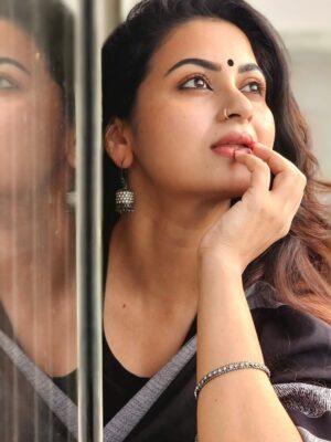 Sruthi Lakshmi Instagram - 🖤🤍🖤🤍🖤🤍🖤🤍🖤🤍🖤