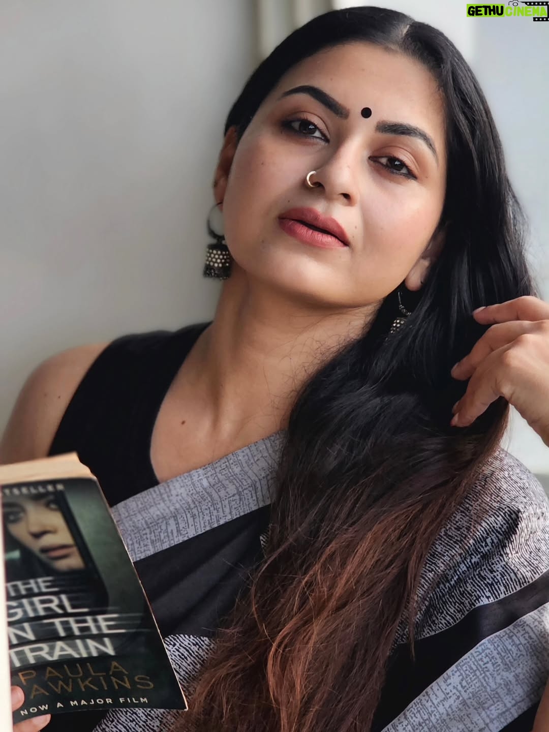 Sruthi Lakshmi - 9K Likes - 🖤🤍🖤🤍🖤🤍🖤🤍🖤🤍🖤