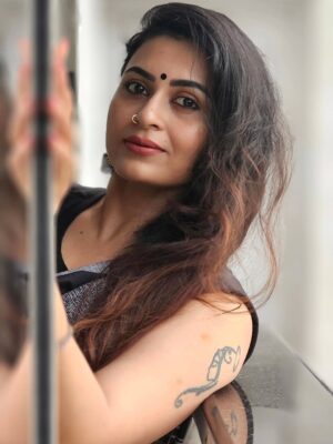 Sruthi Lakshmi Instagram - 🖤🤍🖤🤍🖤🤍🖤🤍🖤🤍🖤
