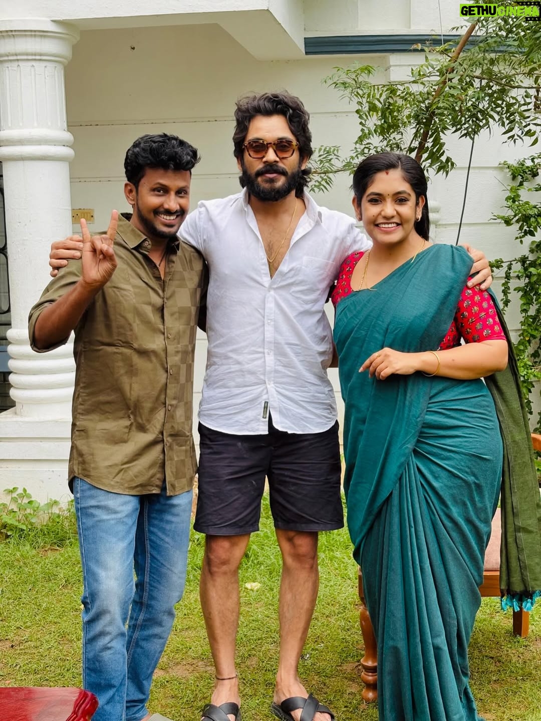 Sruthi Shanmuga Priya - 46.9K Likes - The favourite SWAG team ✨ most awaited  blast episodes for u in Moondru Mudichu coming very soon. Keep watching and supporting 🤟🏻
@niyazj_official @senthil_k_actor