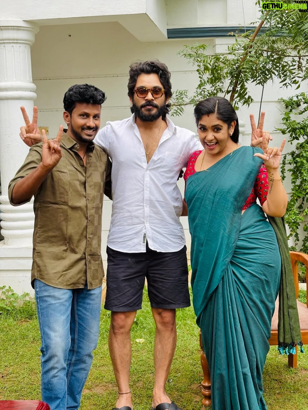 Sruthi Shanmuga Priya - 46.9K Likes - The favourite SWAG team ✨ most awaited  blast episodes for u in Moondru Mudichu coming very soon. Keep watching and supporting 🤟🏻
@niyazj_official @senthil_k_actor