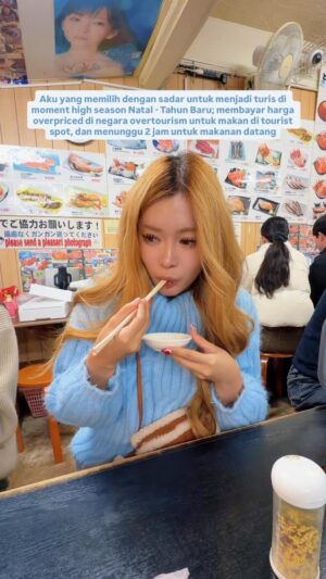 Stella Lee Instagram - Jepang rame gila 🙃🙃🙃 tahun depan di rumah aja apa ya