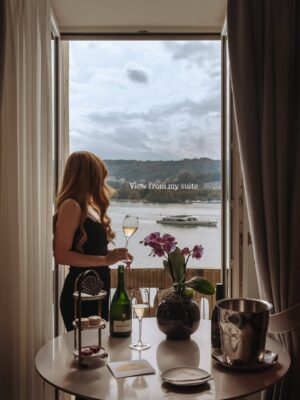 Stella Lee Instagram - Staying at @mo_luzern is like traveling back in time but with the comfort of modern technology. Used to be Palace Luzern,  now it’s been rebranded as Mandarin Oriental Palace Luzern with rooms overlooking Lake Luzern. The hotel really knows how to treat their guests as if they’re home and the level of hospitality is just impeccable 

Would love to come back one day but for now, it’s been great ✨