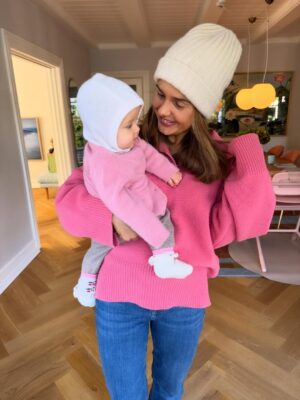 Stephania Potalivo Instagram - Udnytter Raffa ikke synes det er pinligt endnu, at jeg prøver at klæde mig som hende 💗