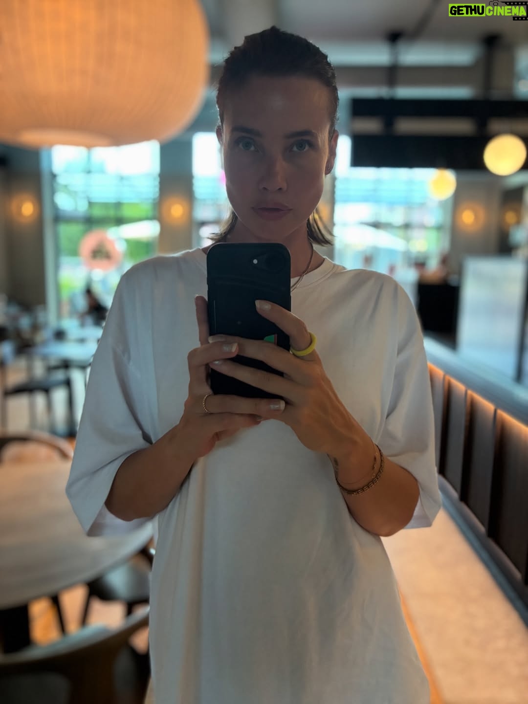 Stephanie Corneliussen - 2.5K Likes - copenhagen connection 4-eva 🌦️❤️‍🔥🦋