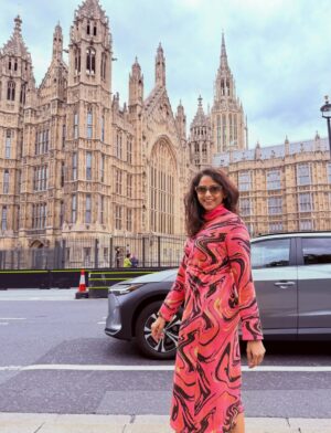 Subiksha Instagram - Cheers, London! 🇬🇧

#london #londondiaries #travel #subikshakrishnan