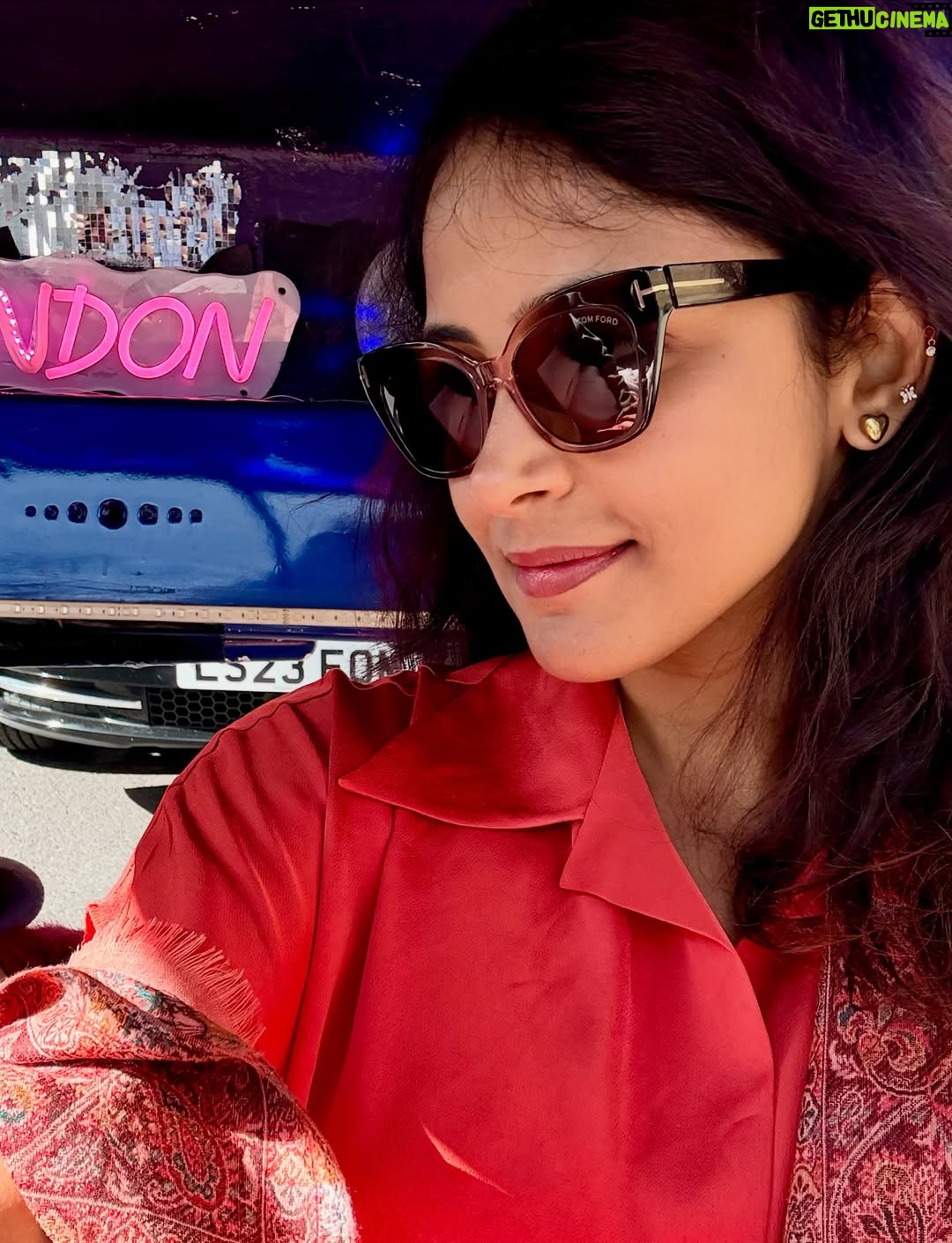 Subiksha - 1.8K Likes - Cheers, London! 🇬🇧

#london #londondiaries #travel #subikshakrishnan