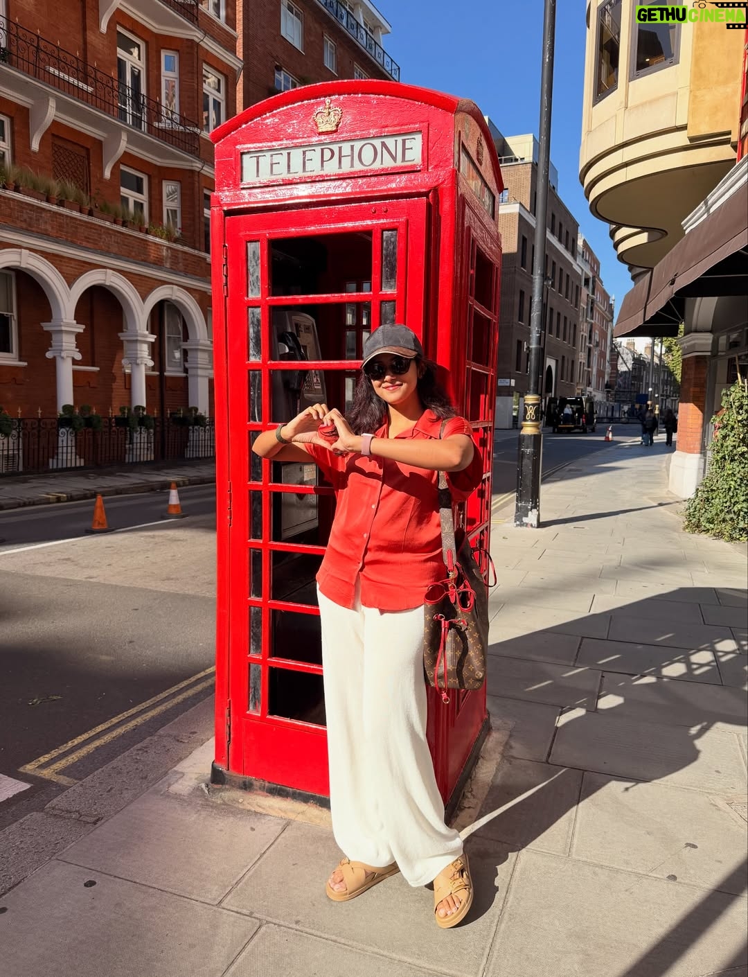 Subiksha - 1.8K Likes - Cheers, London! 🇬🇧

#london #londondiaries #travel #subikshakrishnan
