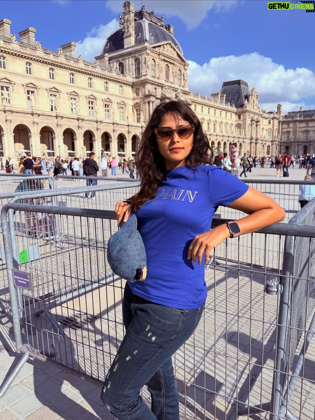 Subiksha - 1.8K Likes - A little ‘bonjour’ goes a long way 💙
#paris