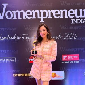 Sukhmani Sadana Instagram - Adding to my collection 🏆 

Thank you @thewomenpreneurind for giving me an award in ‘Leadership in Creative Storytelling & Performing Arts’.