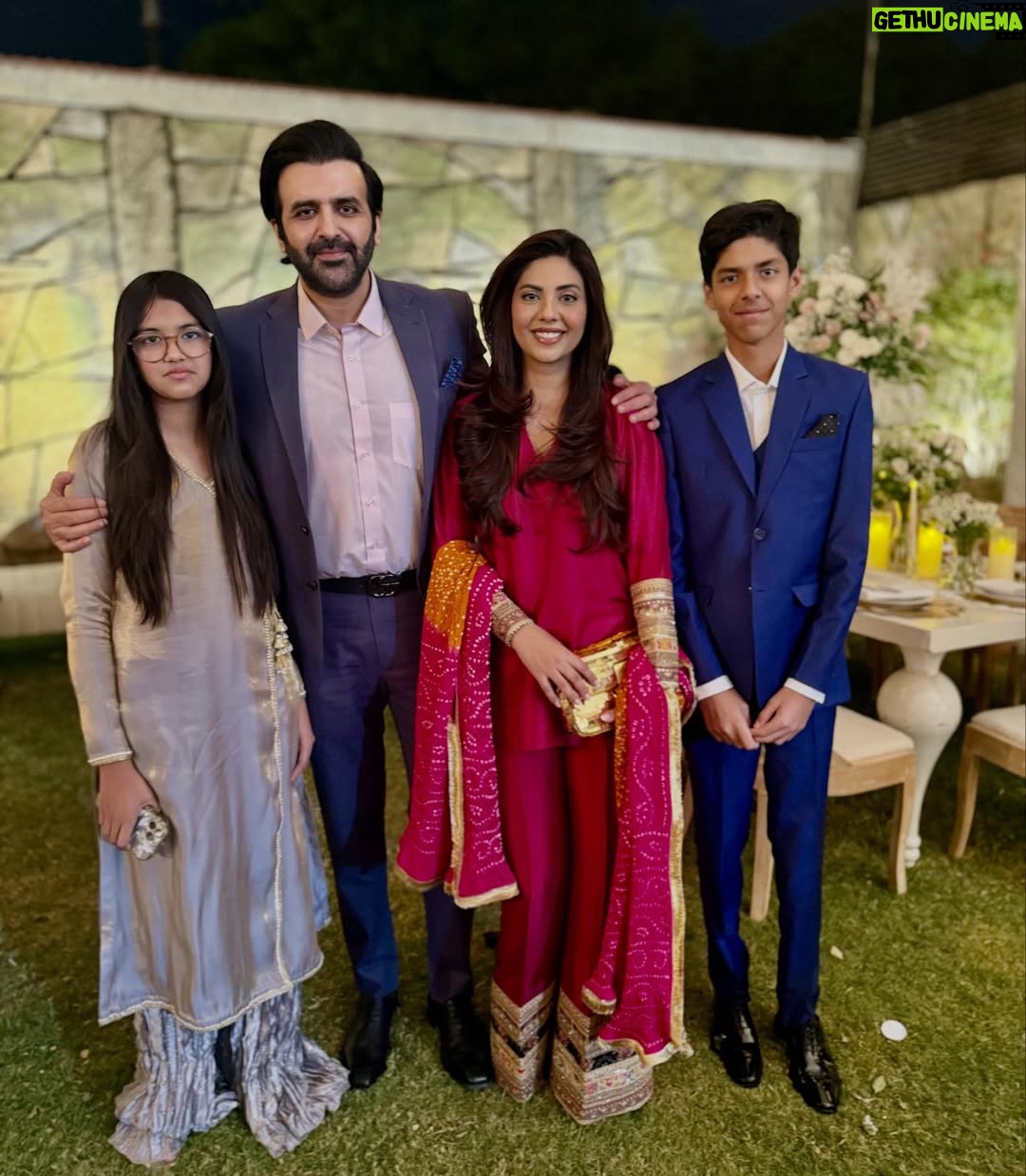 Sunita Marshall - 32.3K Likes - Shaadi season has begun #decemberistaninkarachi 

@hassan.ahmedofficial