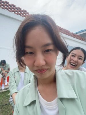 Suttatip Wutchaipradit Instagram - อะเจอรูปและคลิปอีกตั้งนึง ลงให้หมดจะได้สดชื่น
ละทำไมโทรศัพท์มีแต่คลิปเขมิ ไม่เข้าใจ @kemisarap
คิดถึงทุกคนโว้ยยย #clairebell #clairebelltheseries