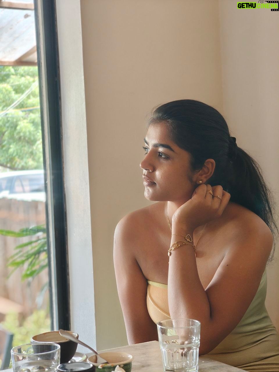 Suveta Shrimpton - 5.8K Likes - Just out here being the main character 🍃
.
.
#aurovilledays #chilling #explorintheworld #suveta #suvetashrimpton