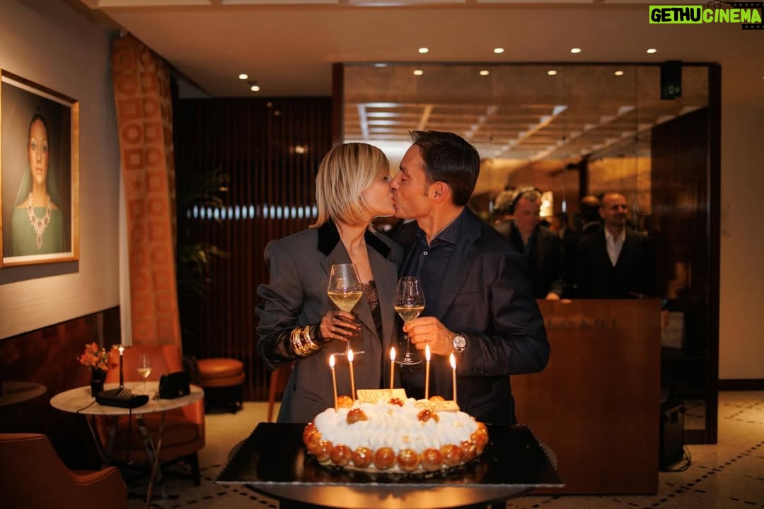 Sveva Alviti - 3K Likes - I meravigliosi 50 anni di mio marito ♥️Grazie a tutti, grazie @bvlgarihotelroma per farci sentire sempre a casa. Amore mio ti amo 

Special cake by @romanengo1780 una delle torte più buone mai mangiate. Grazie per esserci sempre.
