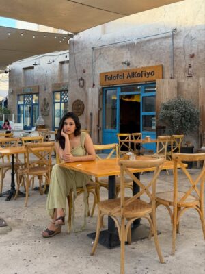 Swetha Venugopal Instagram - Walking through Al Seef felt truly special. Every little shop had its own charm and the entire place carried the soul of old Dubai. From the vintage stores to the earthy textures of the buildings, it felt like stepping back in time and seeing how the city once was. The cafes  tucked away in quiet corners made the experience even better, giving you a moment to slow down and just take it all in. It was calm, beautiful, and full of character. Such a lovely way to experience Dubai’s heritage and culture. I genuinely enjoyed every moment.

#AlSeefDubai #DubaiDiaries #OldDubai @dubai  @visit.dubai DubaiHeritage TravelDubai DubaiVibes WanderDubai TravelMoments ExploreDubai VintageVibes DubaiCulture TravelExperience DubaiAesthetic