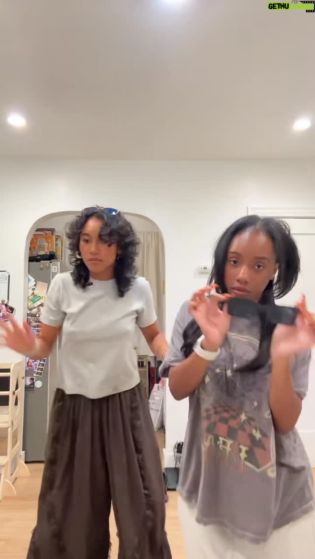 Sydney Park - 3.9K Likes - “They work, they work for me!!!”😎😩😂 @imanihakim