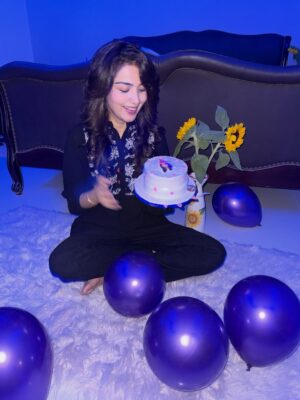 Syeda Tuba Anwar Instagram - WHO did this?? 😂♥️🤭 #prebirthday