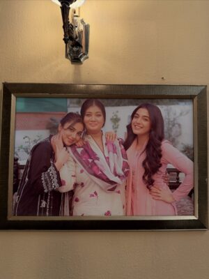 Syeda Tuba Anwar Instagram - You cried for Anooshay and with Anooshay ❤️‍🩹
You felt her pain and even after she was gone, you kept her alive.
The heartfelt love, messages and prayers I have received over these months mean more than I can express 🙏🏼 
Goodbye Mohra ✨ 
Thank you all ✨

Forever in your hearts,
Anooshay ♥️

@7thskyentertainment @harpalgeotv @mohsinmirzaofficial