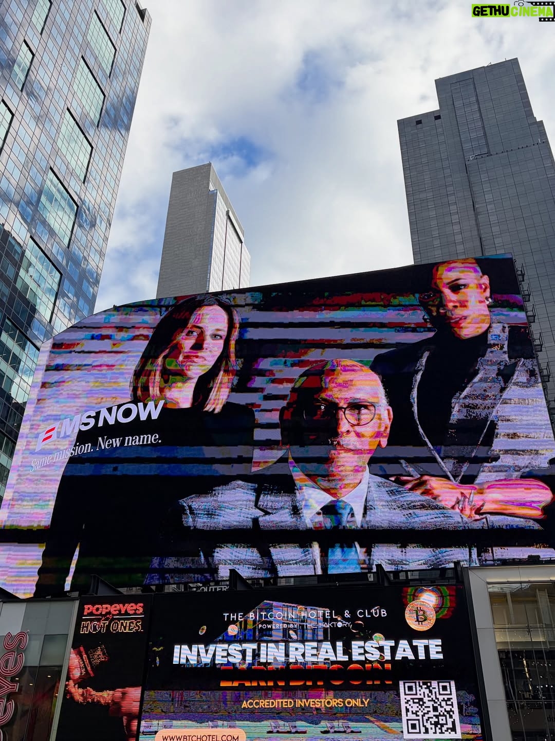 Symone Sanders - 1.8K Likes - This weekend @msnownews officially launched and today this lit up Times Square. 🙏🏾❤️

Doing the news every night with people who care deeply about the work is a privilege I don’t take for granted. Come hang with us. We’re just getting started.