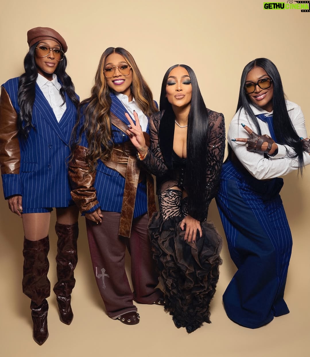 Taj Johnson-George - 41.3K Likes - I told Ant it would be a dream come true to bring out THEE SWV… and he made it happen 🥹 Ladies , I love you beyond words, each of you would nurture and show love to me in such beautiful ways throughout the course of my musical career. I appreciate that so deeply as I’ve grown as both an artist and a woman.. You will forever be MY SISTERS of course WITH VOICES 😘 
Thank you ♥️ @tajgeorge @therealcokoswv & @therealleleeswv I LOVE YOU ALL SO MUCH!!!!!

Young Mo is STILL Screaming, Literally WEAK