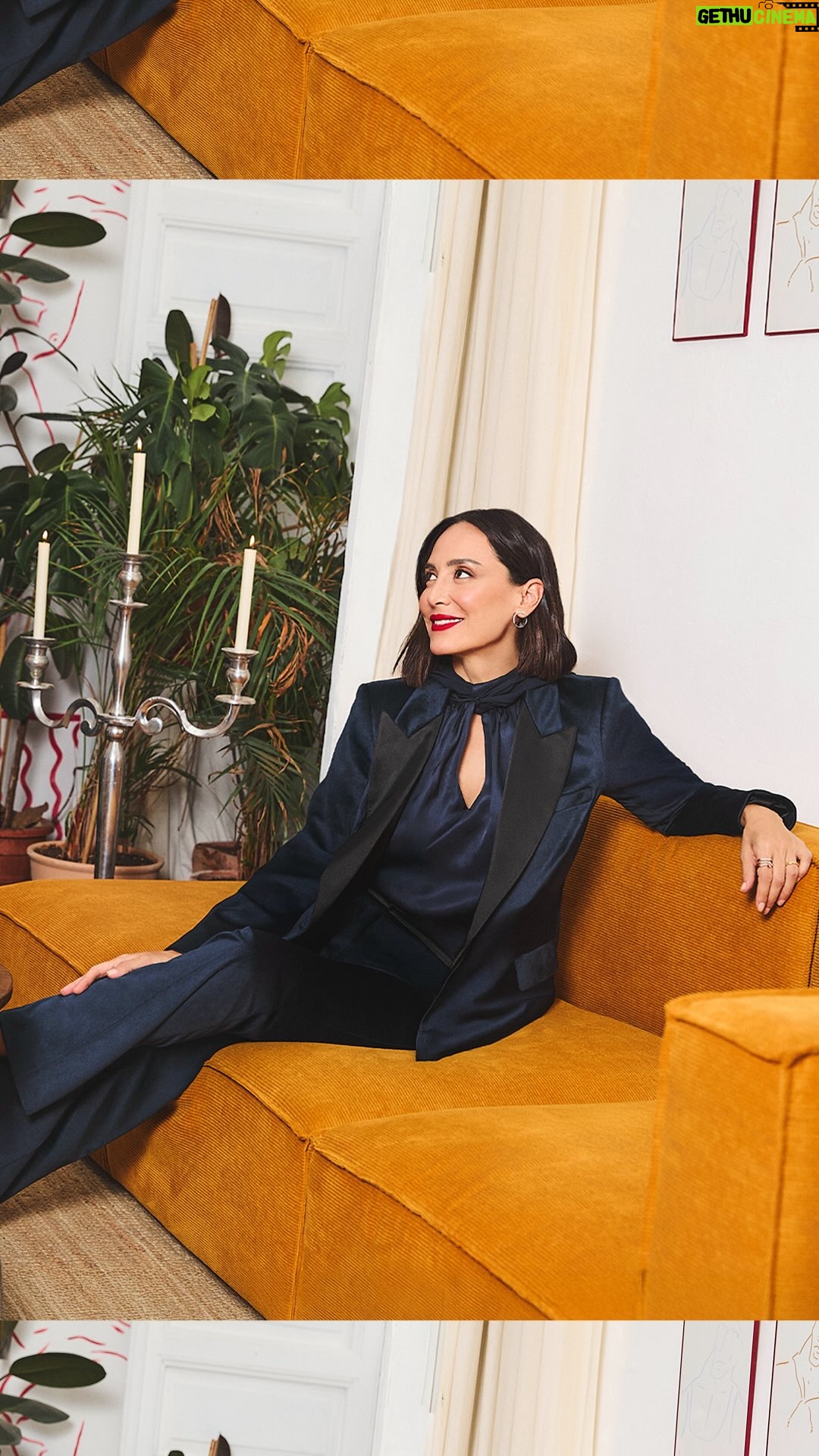 Tamara Falcó - 2.3K Likes - En estas fechas, los detalles lo son todo. Preparar recetas navideñas, elegir los regalos, la decoración de la casa… y, por supuesto, la elección de un buen look by @tfpbytamarafalco ✨🎄

Porque crear momentos especiales depende de cómo los vivimos.
 
At this time of year, the details are everything. Preparing Christmas recipes, choosing gifts, decorating the house... and, of course, choosing the perfect outfit by @tfpbytamarafalco ✨🎄
 
Because creating special moments depends on how we experience them.

#TFPByTamaraFalco #PedroDelHierro #ChristmasCollection