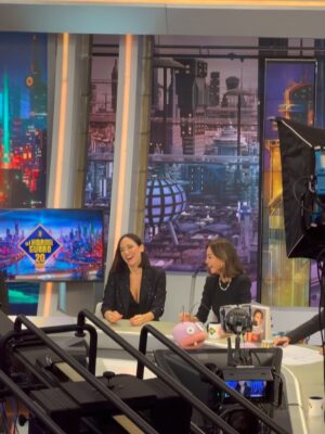Tamara Falcó Instagram - Black duo at @elhormiguero