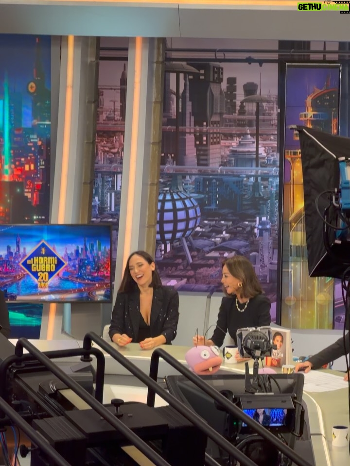Tamara Falcó - 14.5K Likes - Black duo at @elhormiguero