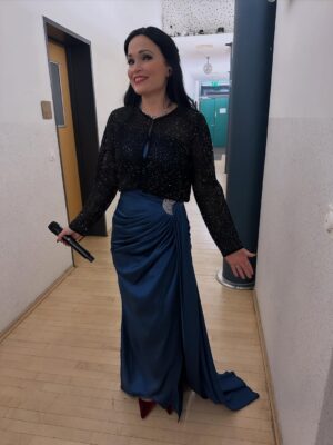 Tarja Turunen Instagram - Tonight was the first Christmas concert of the tour. Markneukirchen audience was just wonderful and the atmosphere was perfect. Thank you for having me. See you tomorrow in Regensburg, Germany.