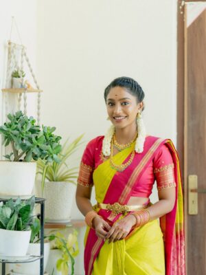 Teja Venkatesh Instagram - All smiles, silk and sunshine for my special day 🤍🥹

This Saree is sooo special for me !Thanks to my Man who always makes me feel special and blessed 🤍🥹♾️ 

Beautiful blouse stitched by @niga_designers 🤍

#ponnu #specialday #sunshine #nov1st #birthdayspecial